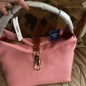 New with tags Pebble Grain Logo Lock Shoulder Bag Style R740BQL